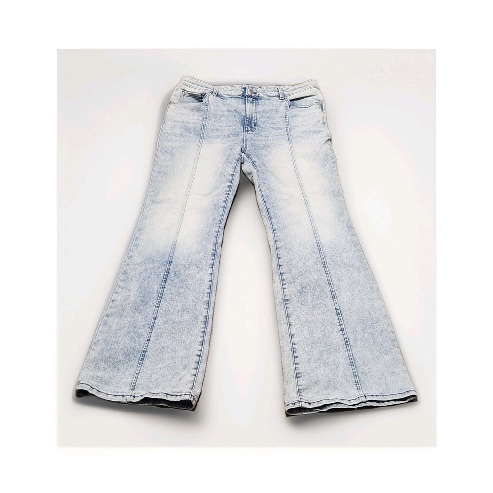 Time and Tru Women's Flare Jeans |‎ Size 16 | Stone Wash Denim | Retro Revival